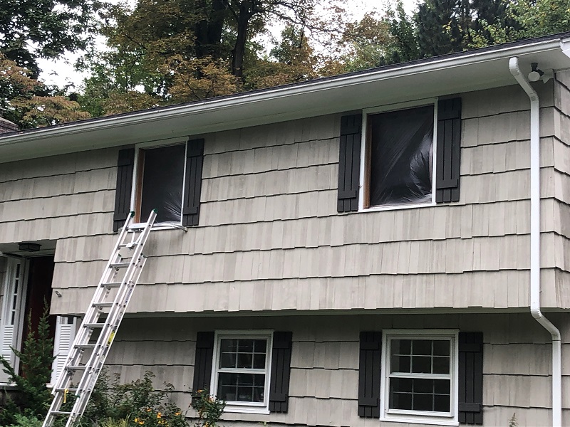 Removing the windows form the exterior for no mess